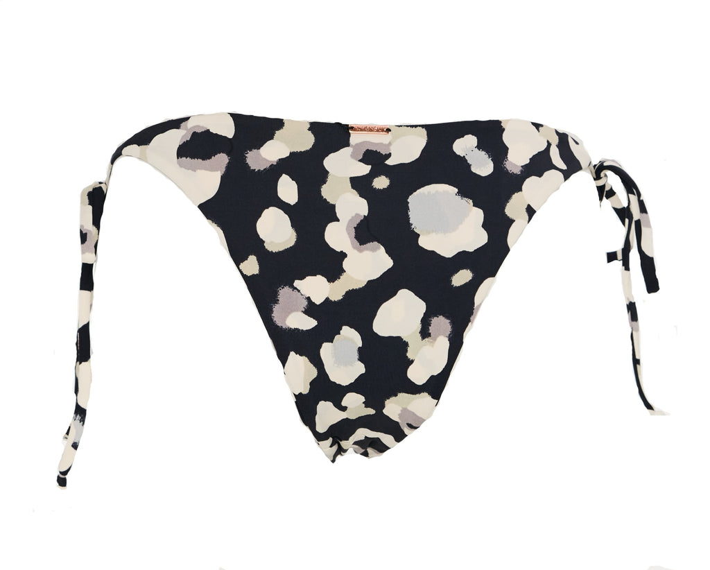 Aiti Bottoms - khonsuswim